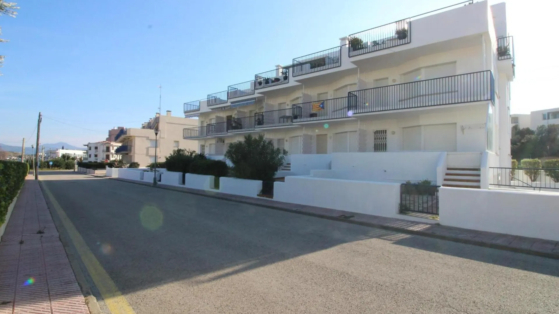 Apartamento Soleado A 50M De La Playa Con Jardin Y Terraza - Llanca - Es-228-1 0*,  Spain