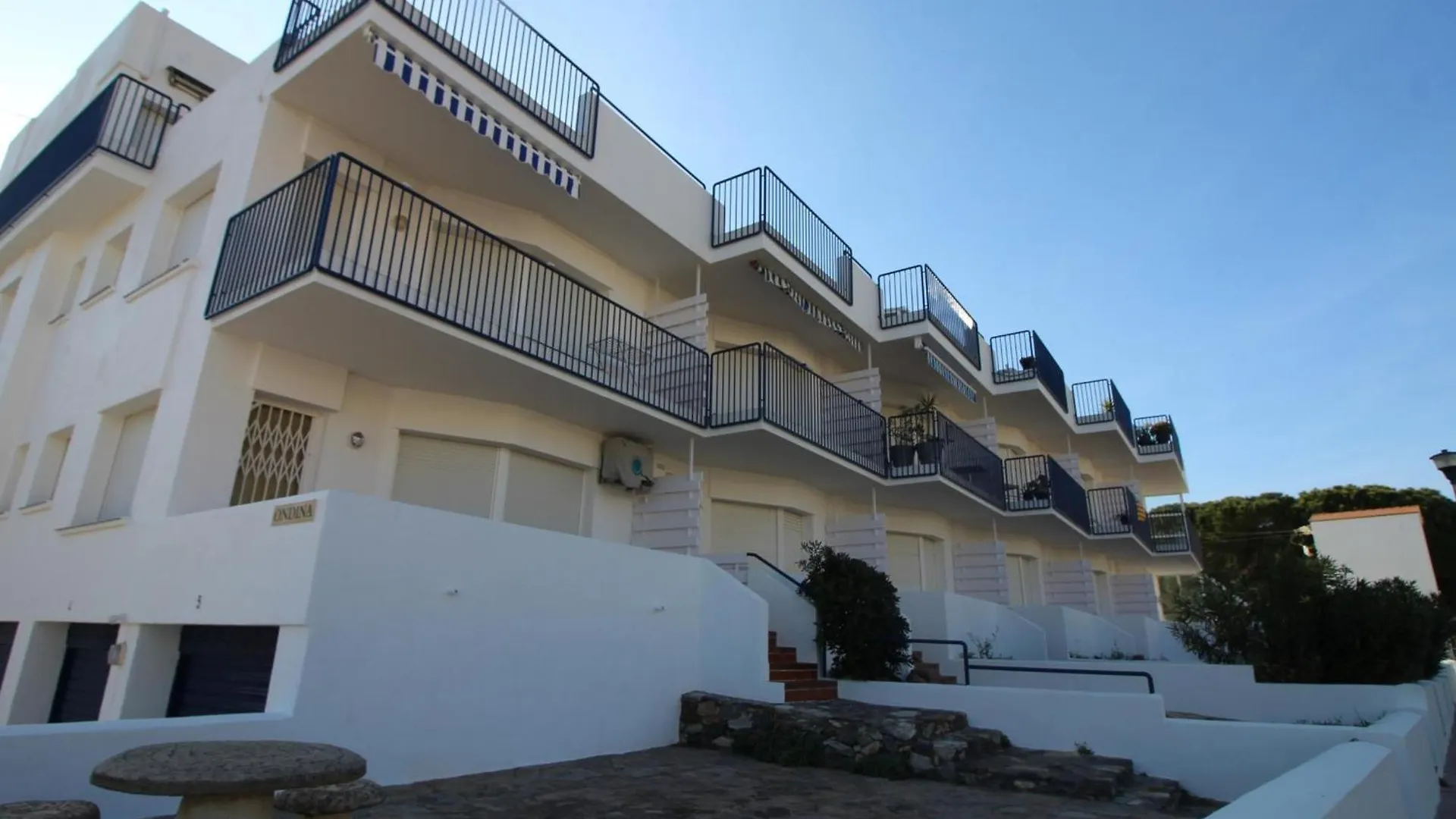 Apartment Apartamento Soleado A 50M De La Playa Con Jardin Y Terraza - Llanca - Es-228-1 Spain