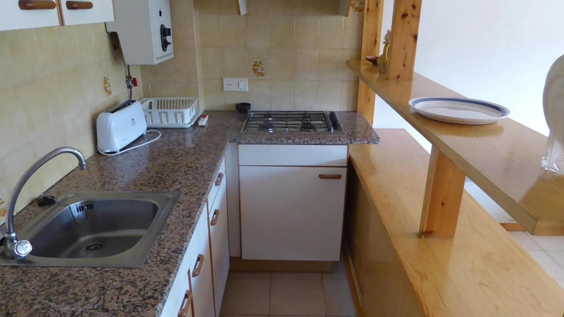 Apartamento Soleado A 50M De La Playa Con Jardin Y Terraza - Llanca - Es-228-1